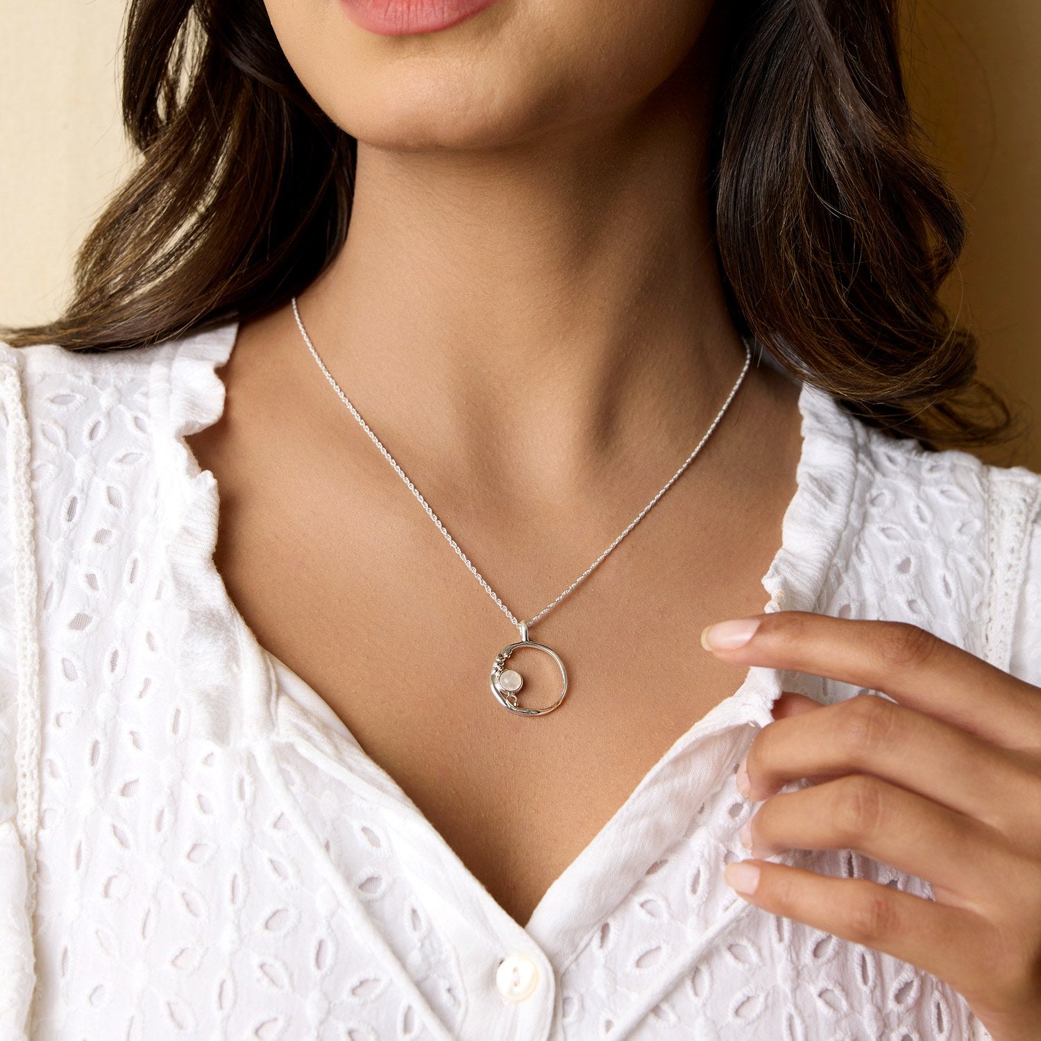 Round Rainbow Moonstone Necklace