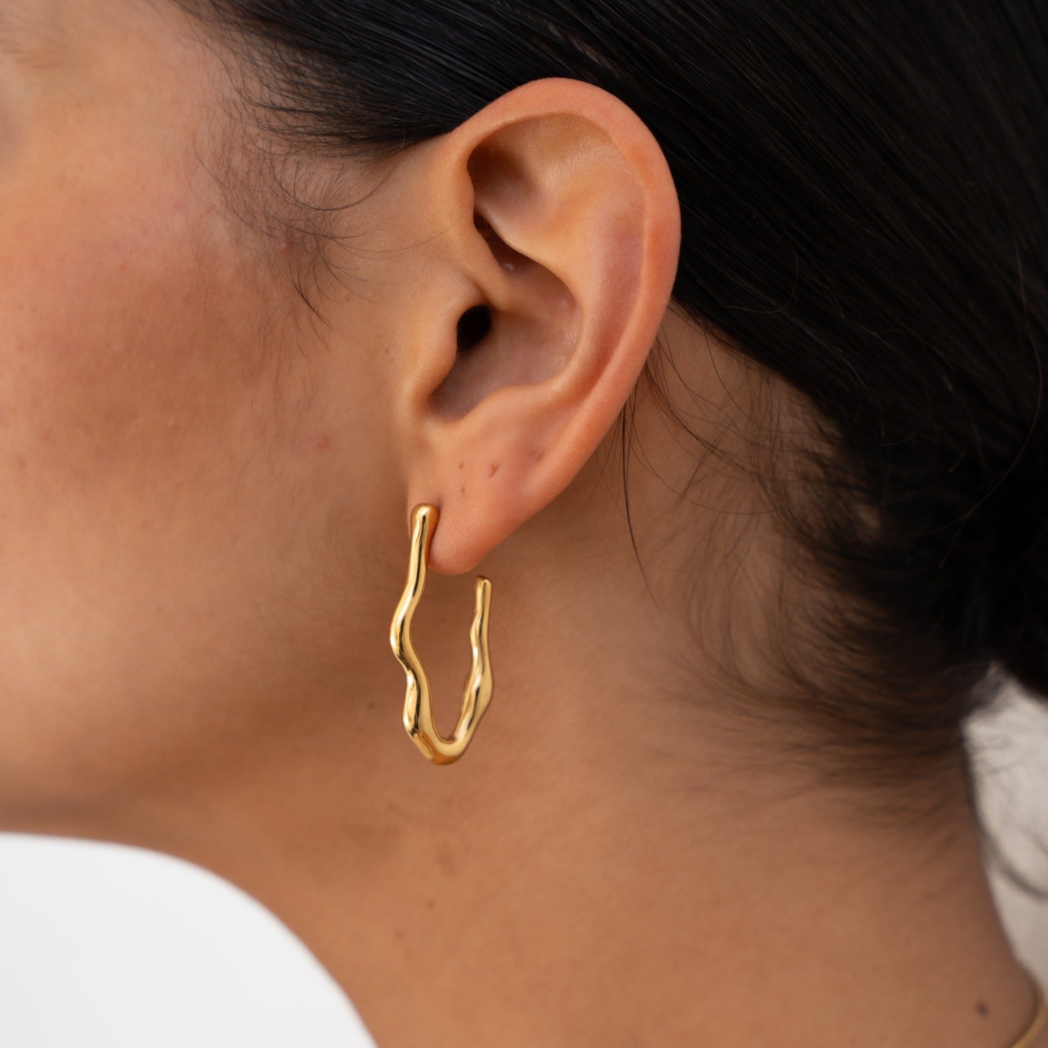 Sayuri Assymetric Earring Hoops