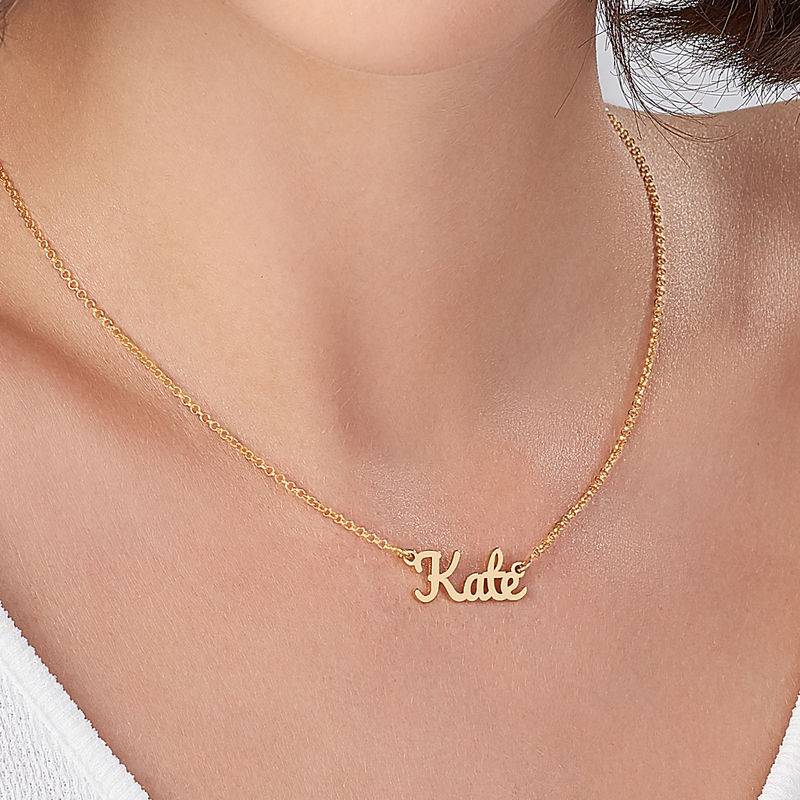 London Name Necklace in Gold Vermeil