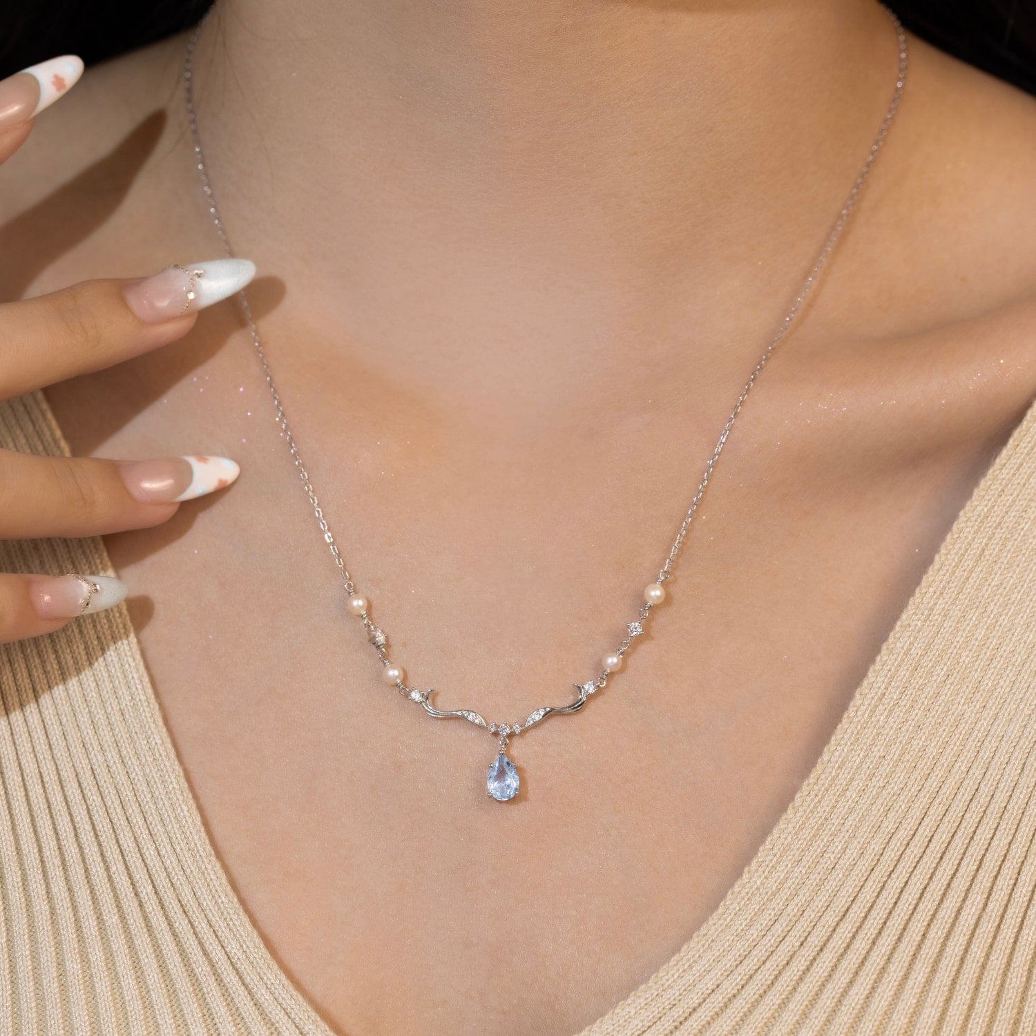 Seabreeze Serenity Blue Topaz Necklace White Gold
