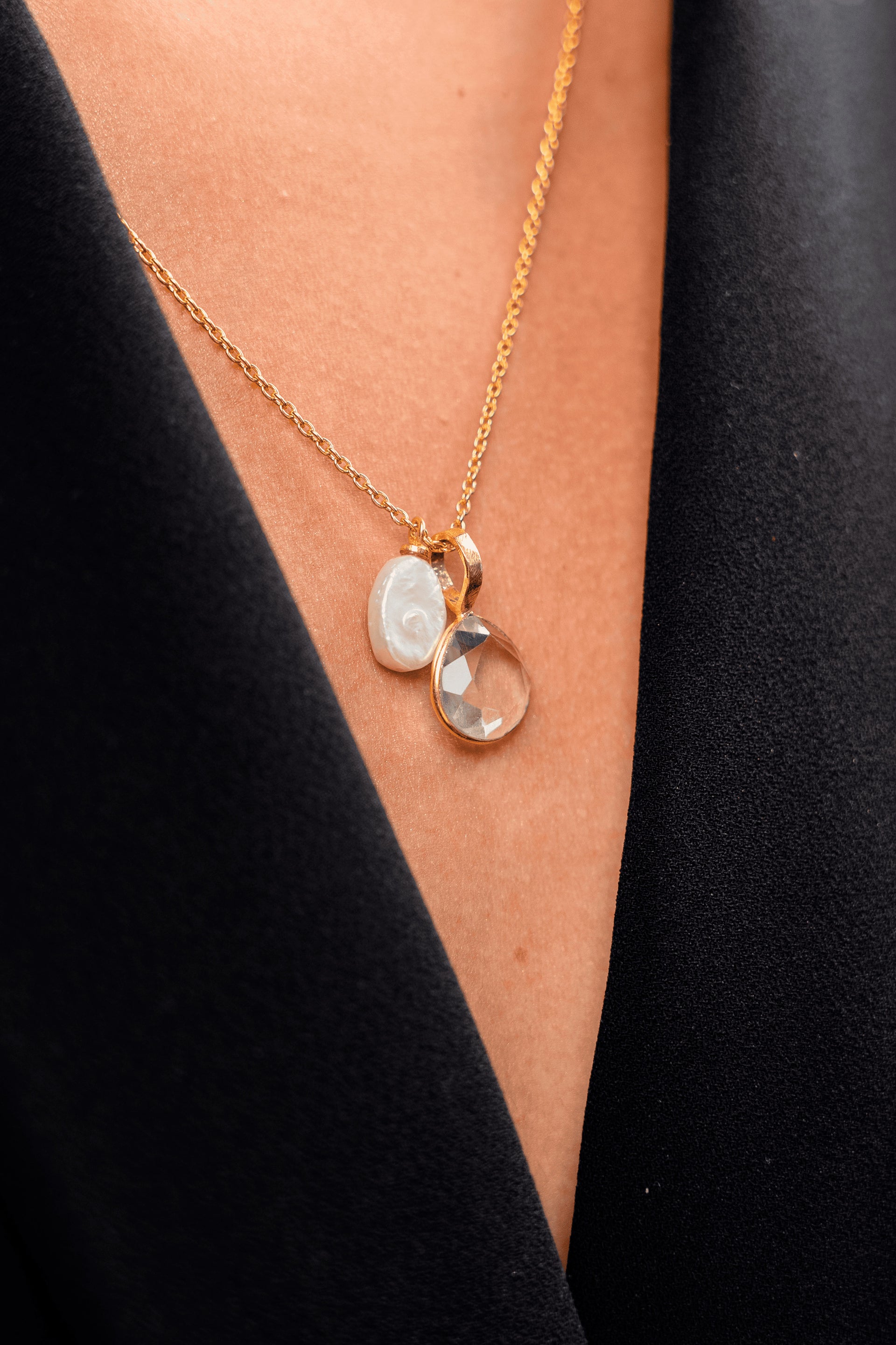 See Through Pendant Necklace