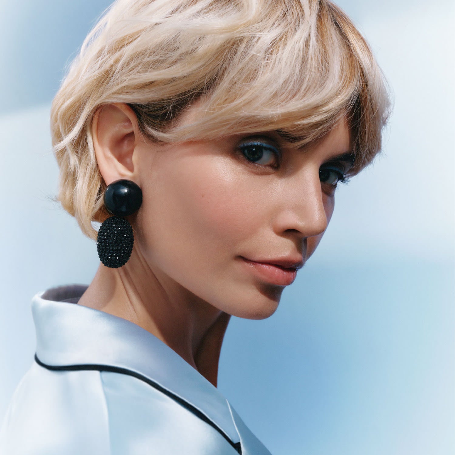 Selena Clip-On Earrings In Onyx Nightfall