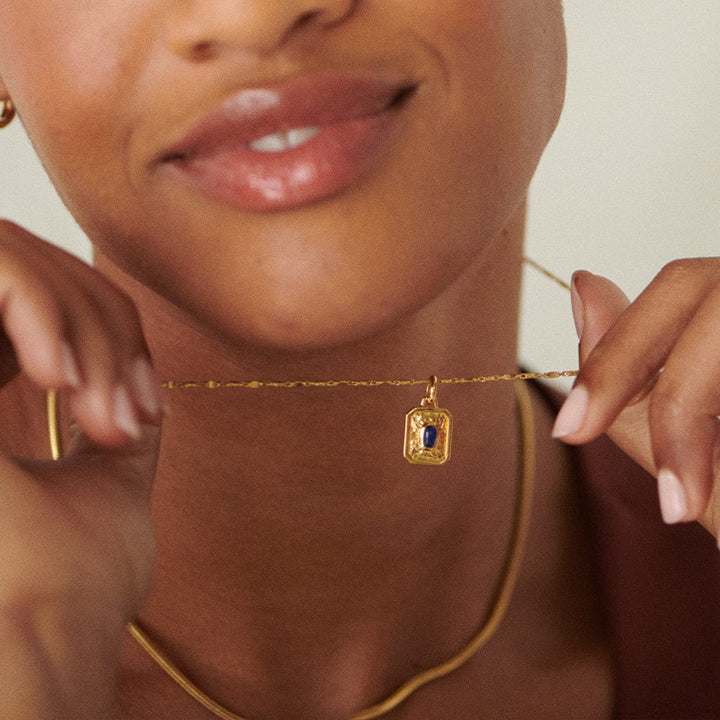 september-sapphire-birthstone-necklace-18ct-gold-plated-daisy-london