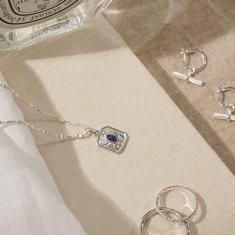 september-sapphire-birthstone-necklace-sterling-silver-daisy-london