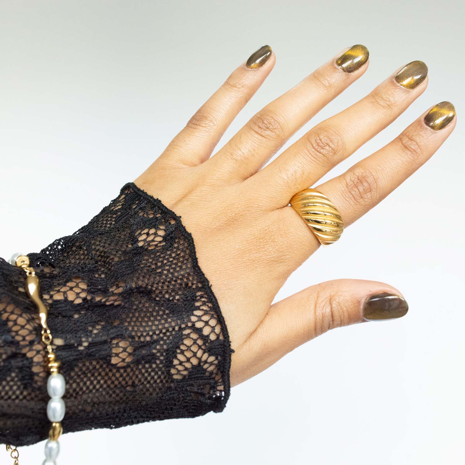 Sera Gold Croissant Ring