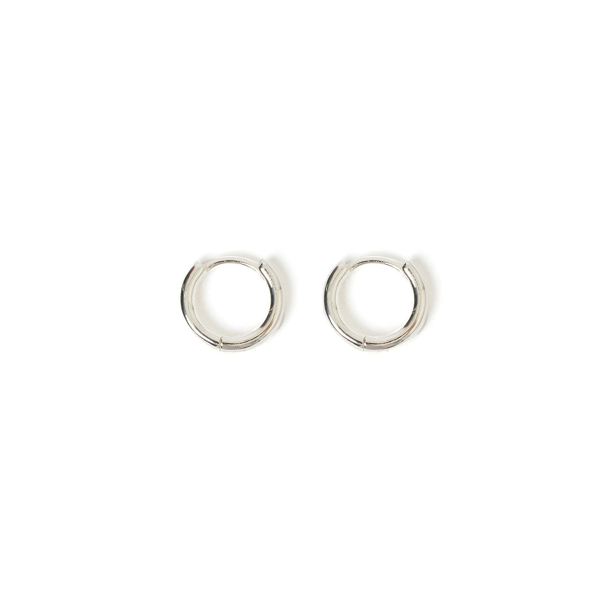 Shia Silver Huggie Earrings
