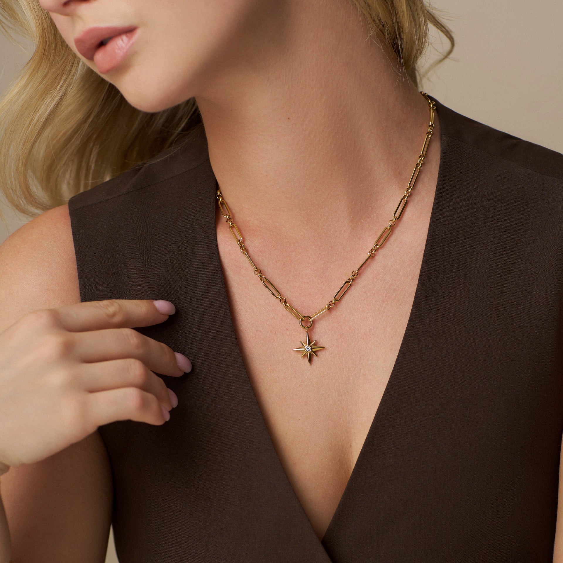 LUXE Linear Link & Crystal Starburst Necklace