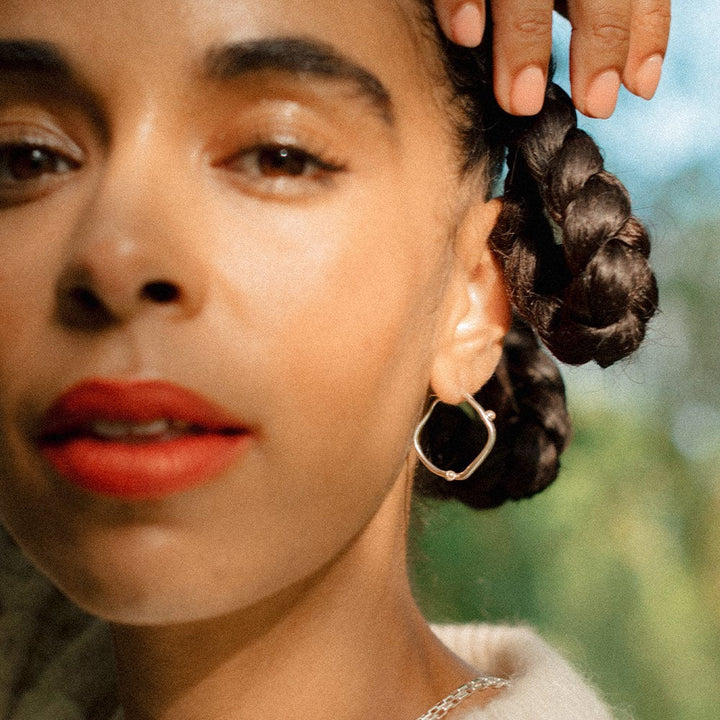 shrimps-organic-pearl-hoop-earrings-sterling-silver-daisy-london