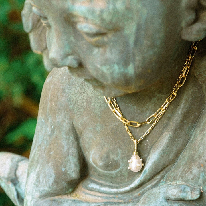 shrimps-pearl-charm-necklace-18ct-gold-plated-daisy-london