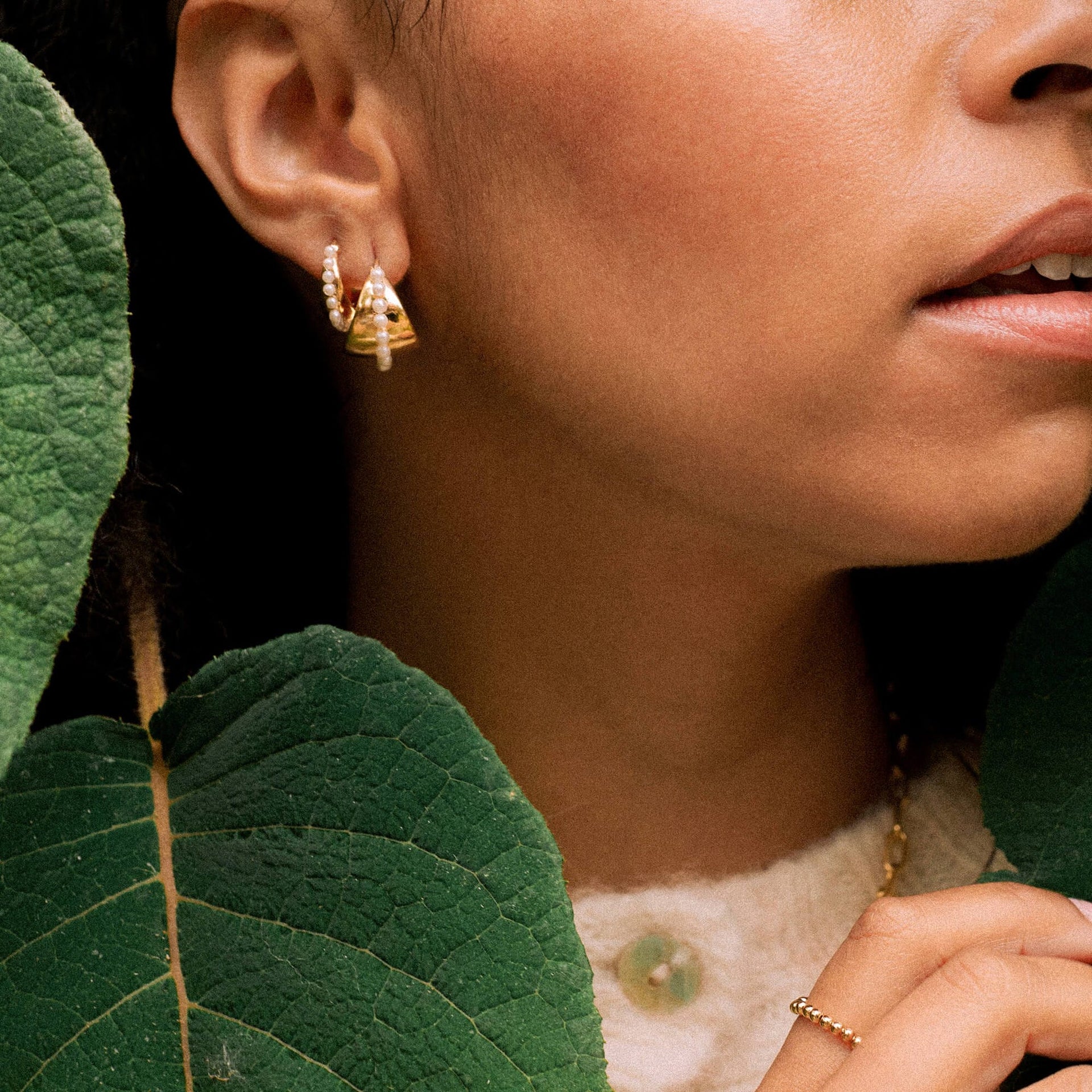 shrimps-pearl-maxi-hoop-earrings-18ct-gold-plated-daisy-london