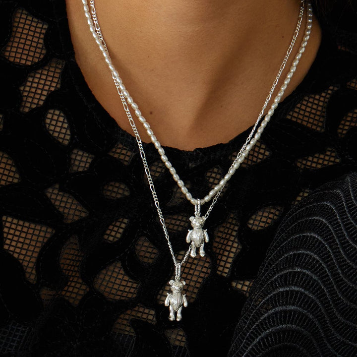 shrimps-pearl-necklace-sterling-silver-daisy-london