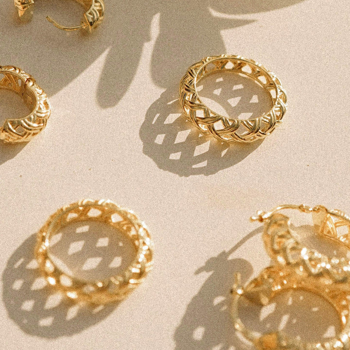 shrimps-woven-dome-ring-18ct-gold-plated-daisy-london