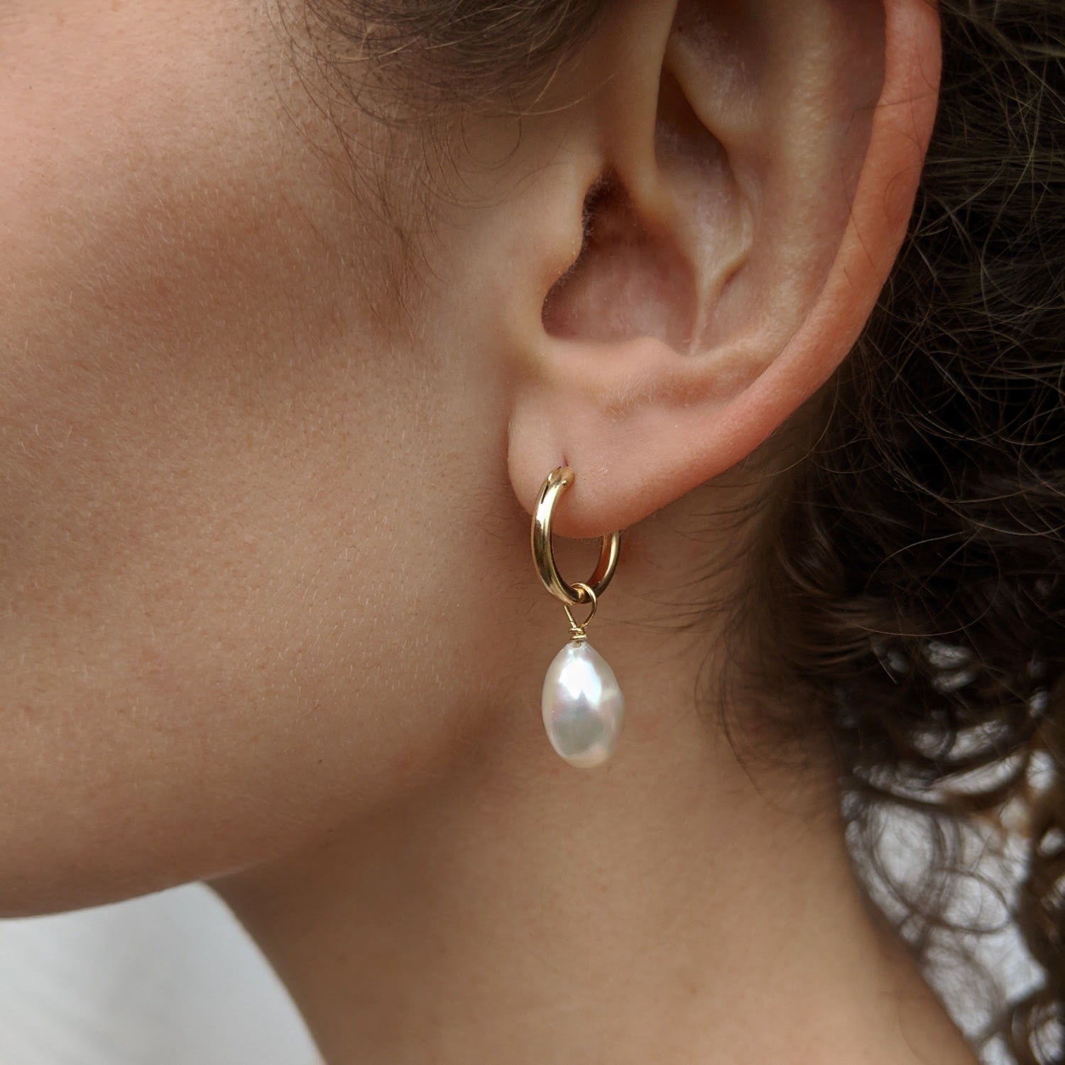 Sia Sterling Silver Baroque Pearl Hoop Earrings