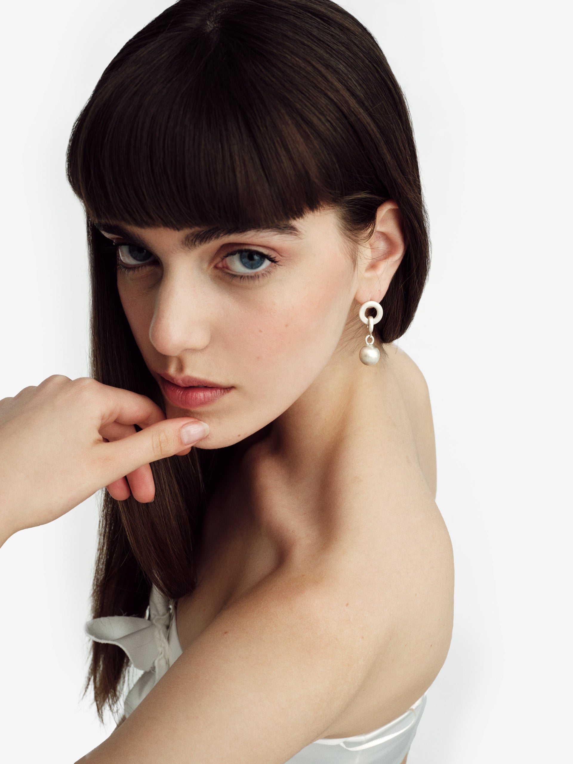 Silver Bead Silver Circle Drop Earrings