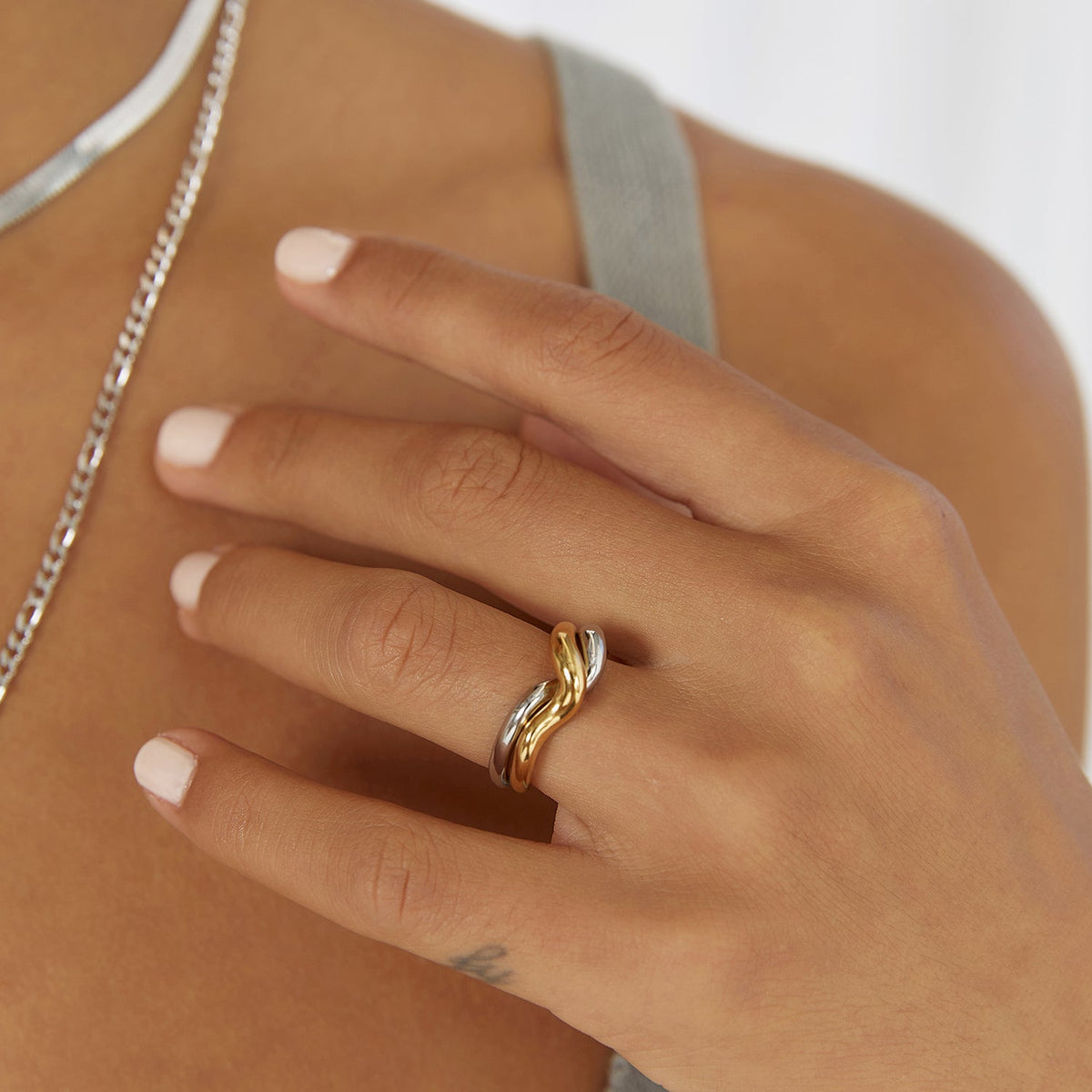 Simi Two Tone Ring