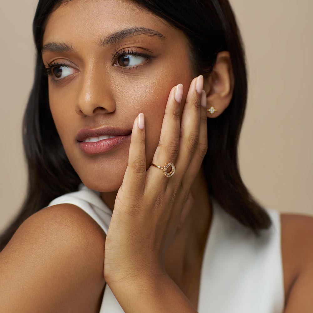 Interlocking Pavé Open Circle Ring