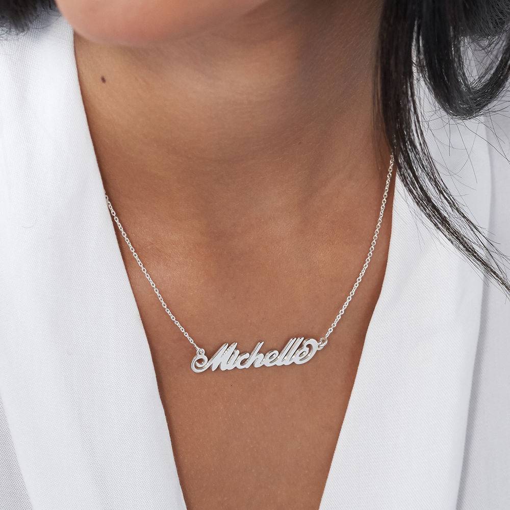 Small Carrie Name Necklace in Silver