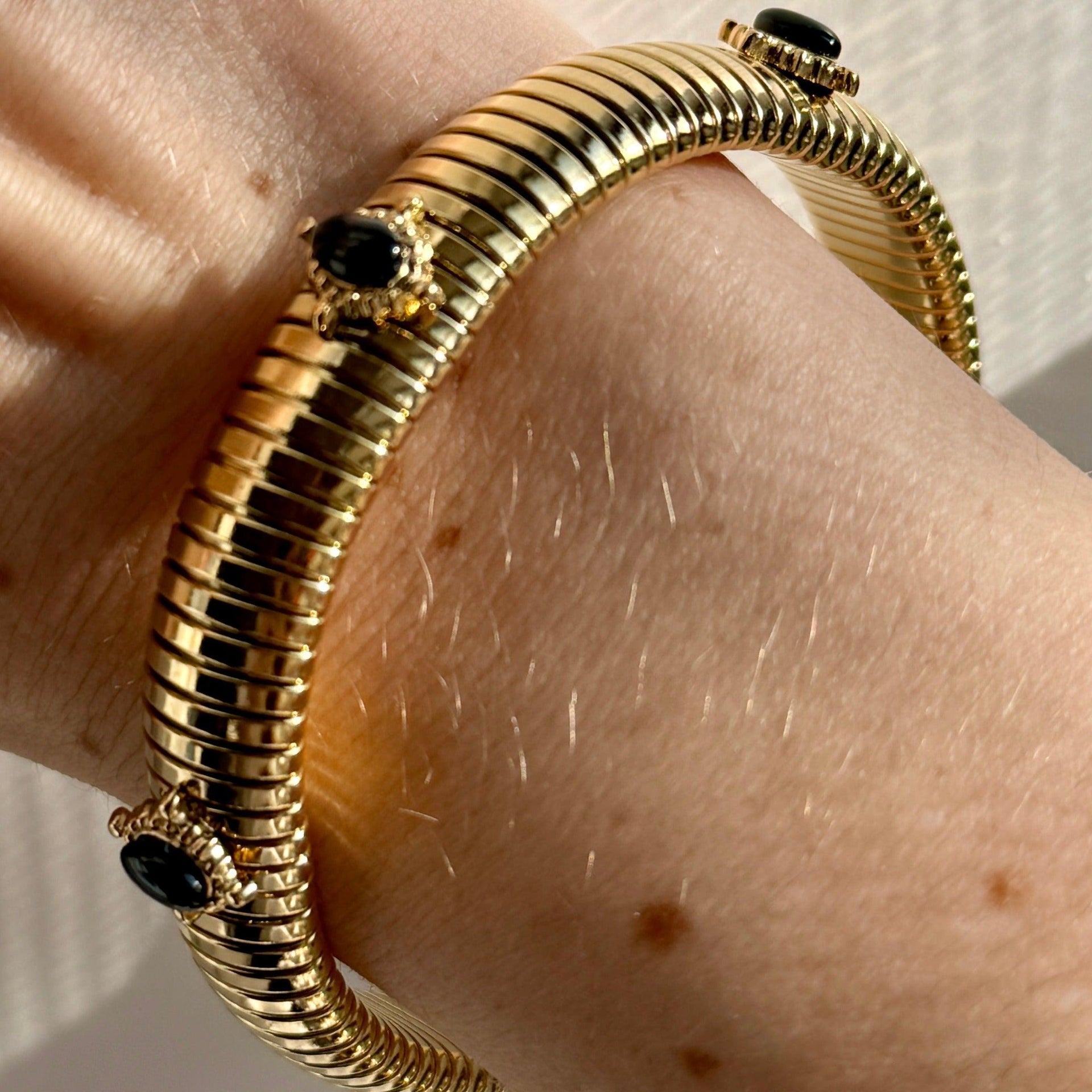 Small Onyx Stone Gold Omega Bracelet