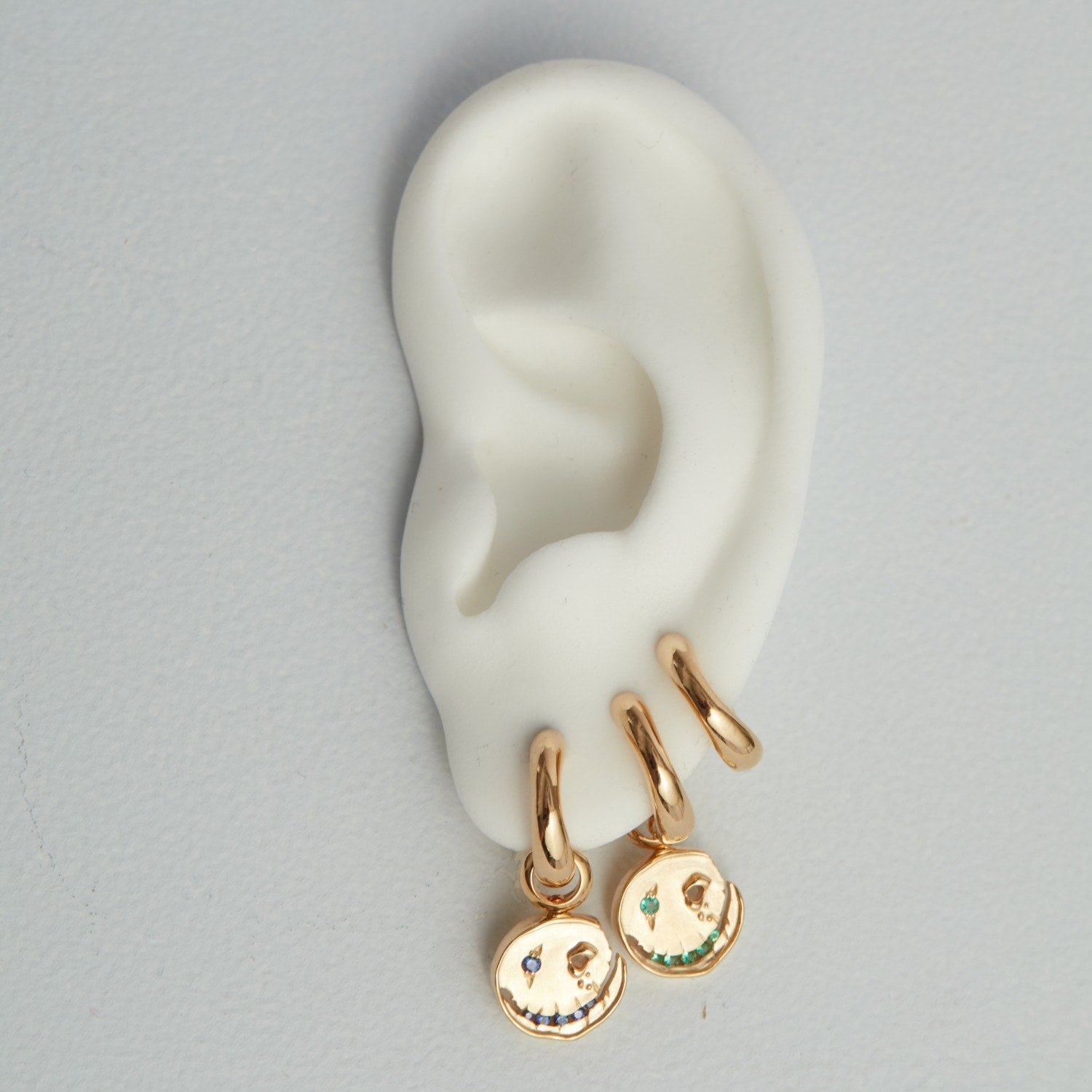 Smile Hoop Earrings – December – Tanzanite – Gold Plated