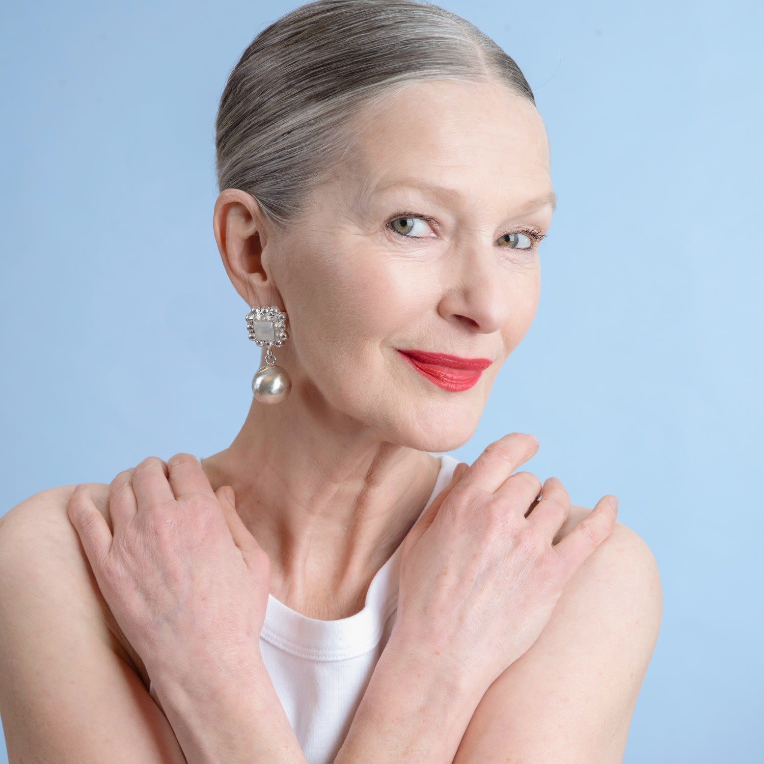 Soap And Bubble Moonstone Silver Earrings