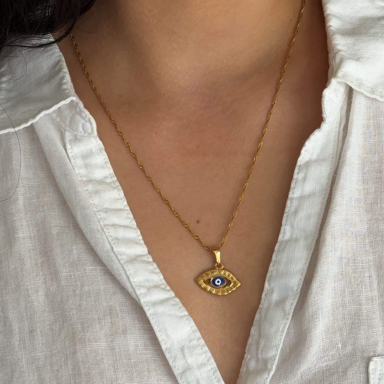Sirena Gaze Pendant