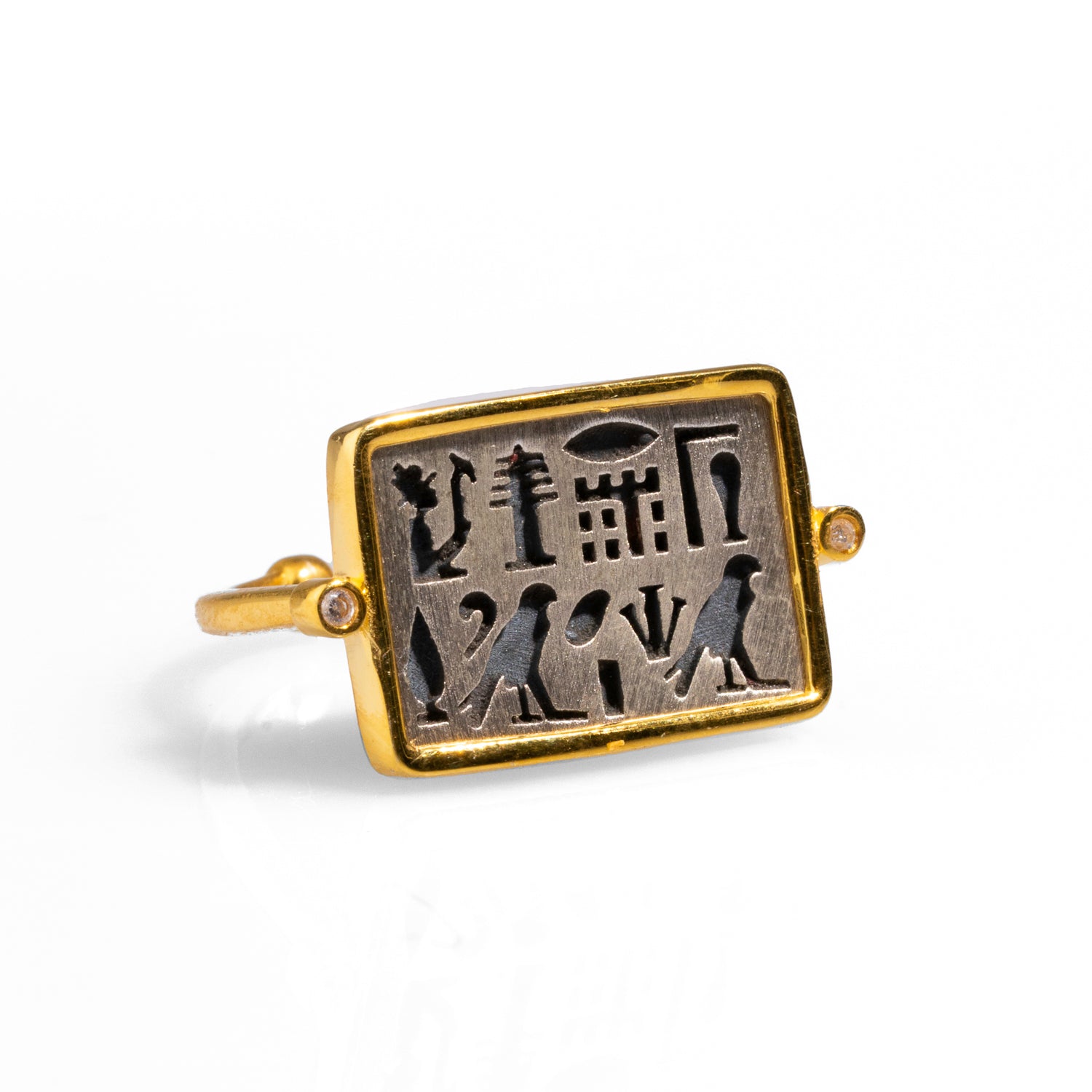 Enternal Flight Egyptian Protection Ring - Gold