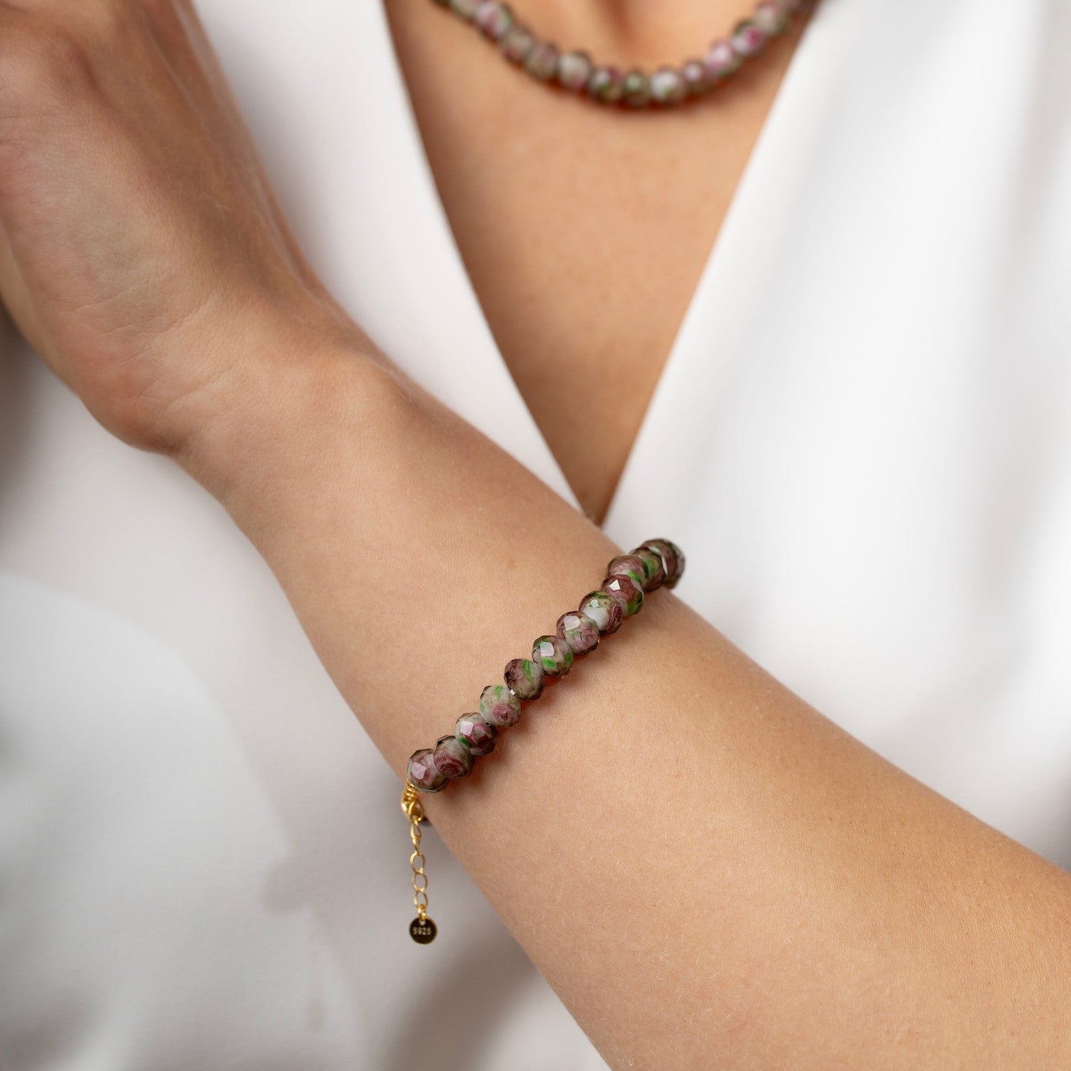 Spring Rose Glass Beaded Bracelet In Silver
