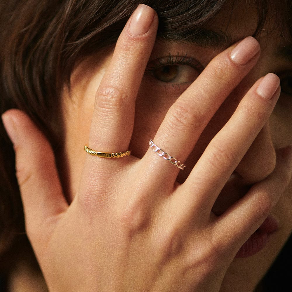 classic-rope-band-ring-18ct-gold-plated-sterling-silver-daisy-london