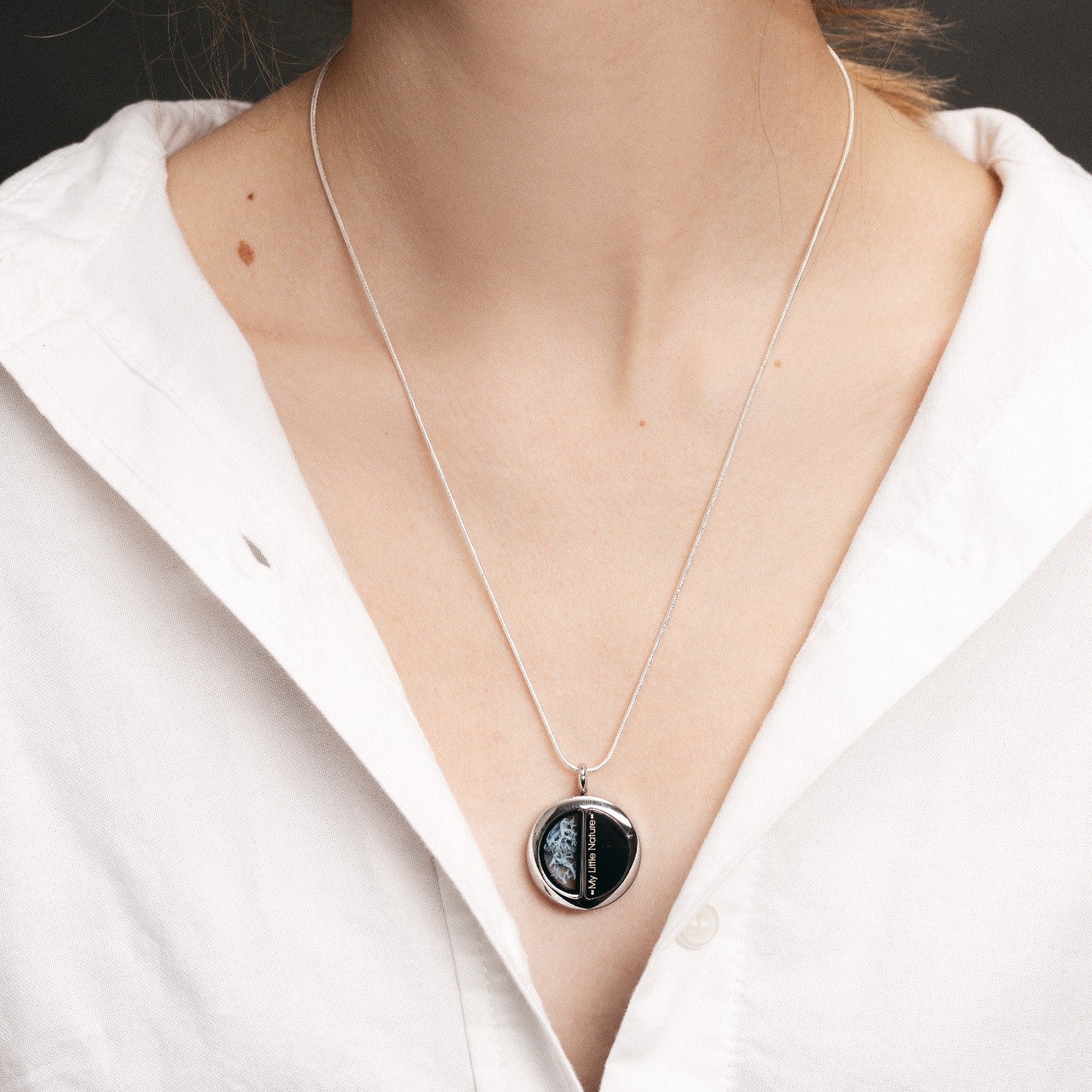 Botanical Pendant Necklace With Blue Moss – Unique Handmade Jewelry Inspired By Nature