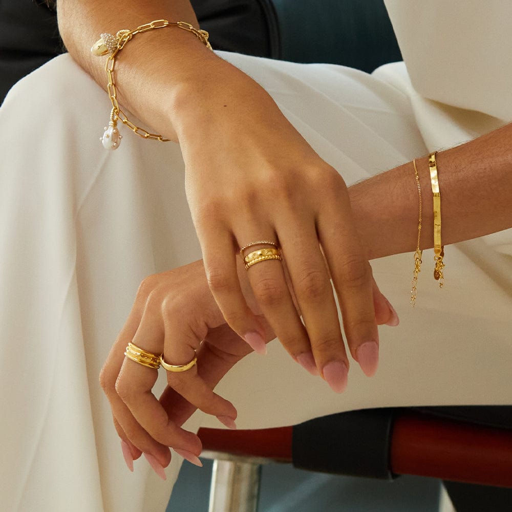 star-engraved-stacking-ring-18ct-gold-plated-daisy-london