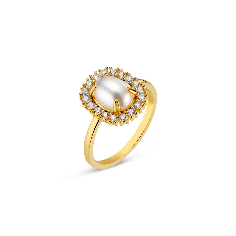 Pearl & Pavé Statement Ring