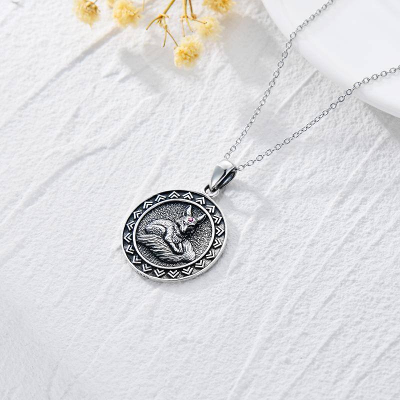 Sterling Silver Circular Shaped Cubic Zirconia Fox Pendant Necklace