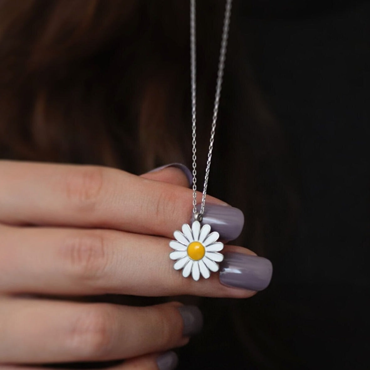 Sterling Silver Daisy Pendant Necklace