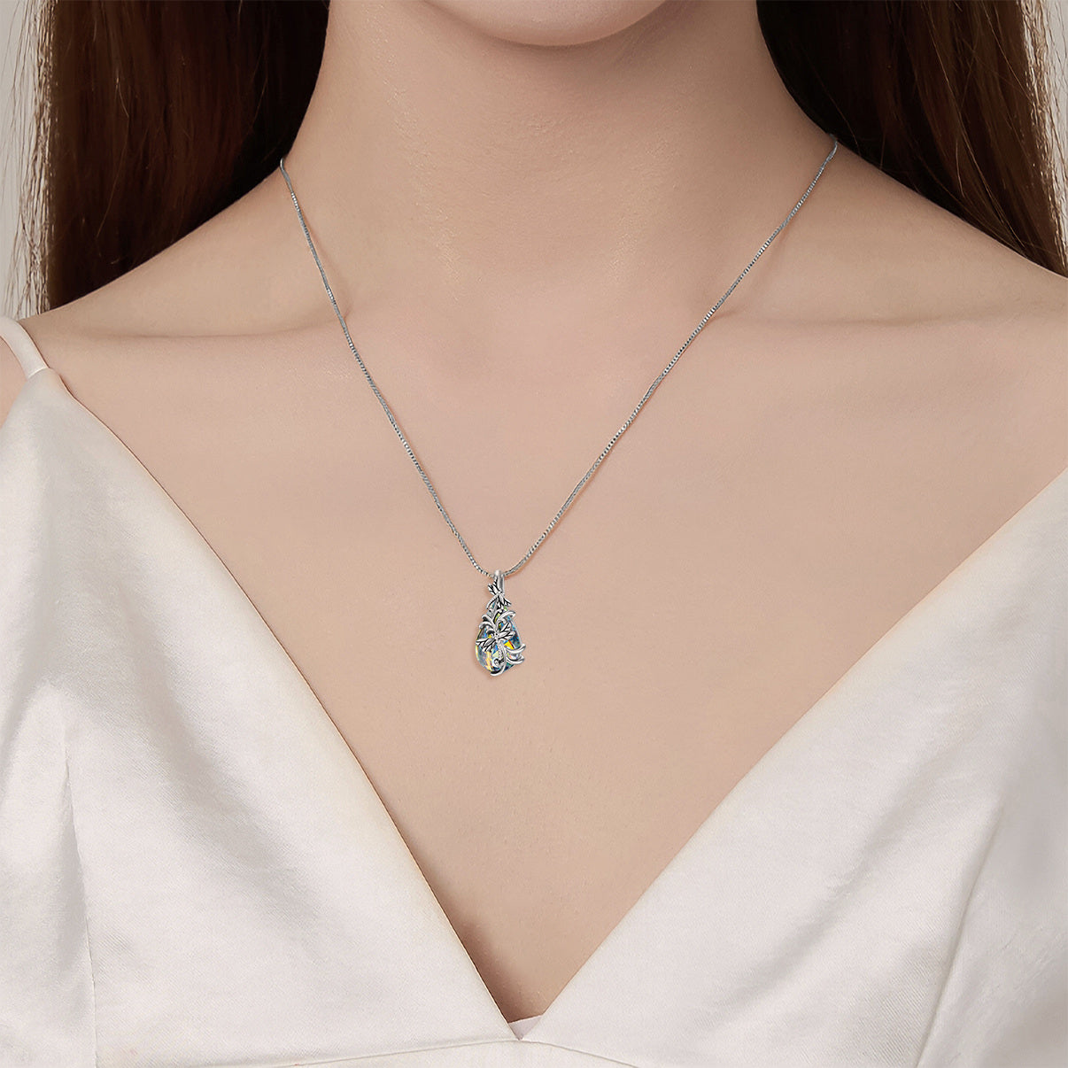 Sterling Silver Dragonfly Crystal Pendant Necklace