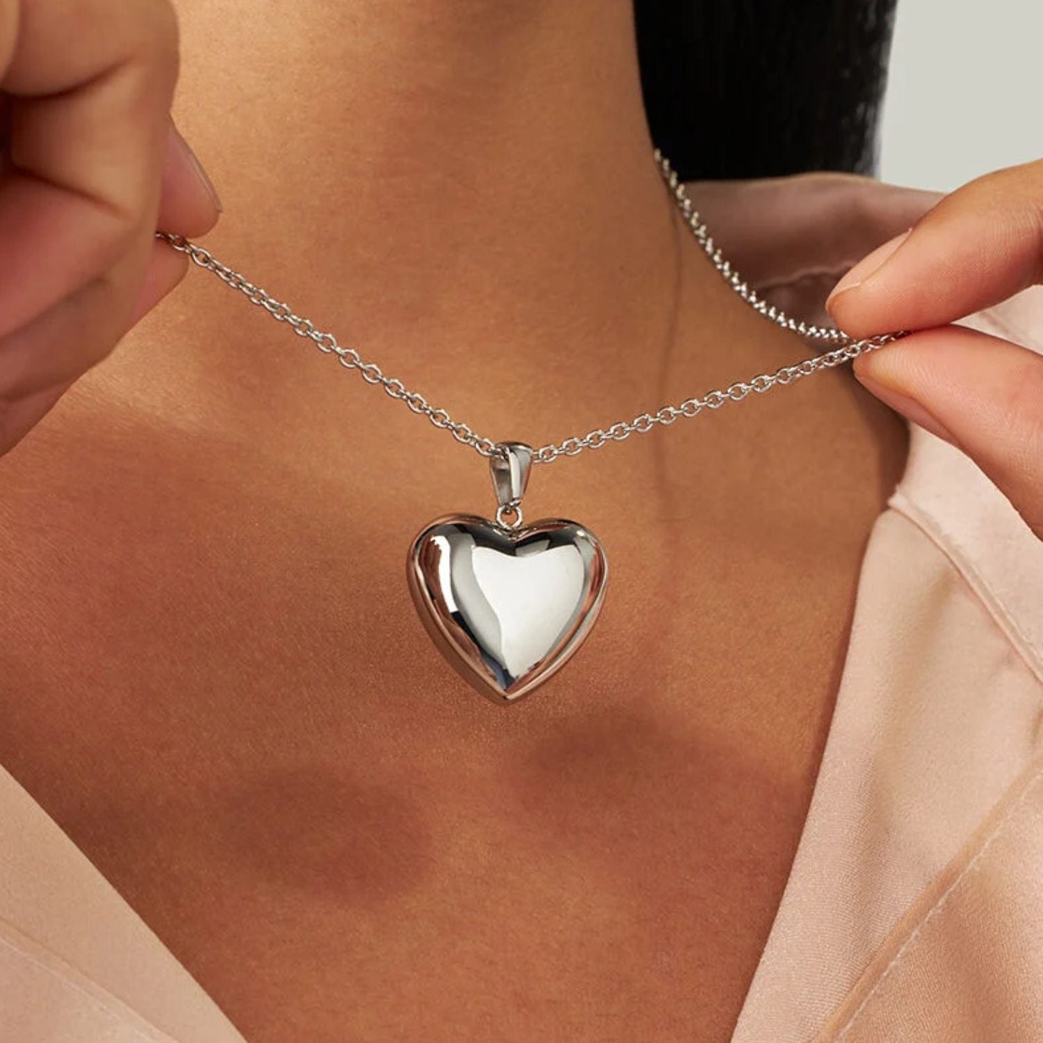 Sterling Silver Heart Pendant Necklace – Elegant Love & Passion Jewelry Gift