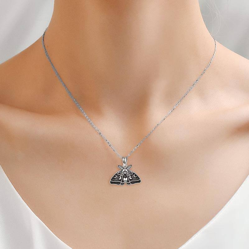 Sterling Silver Skull Pendant Necklace