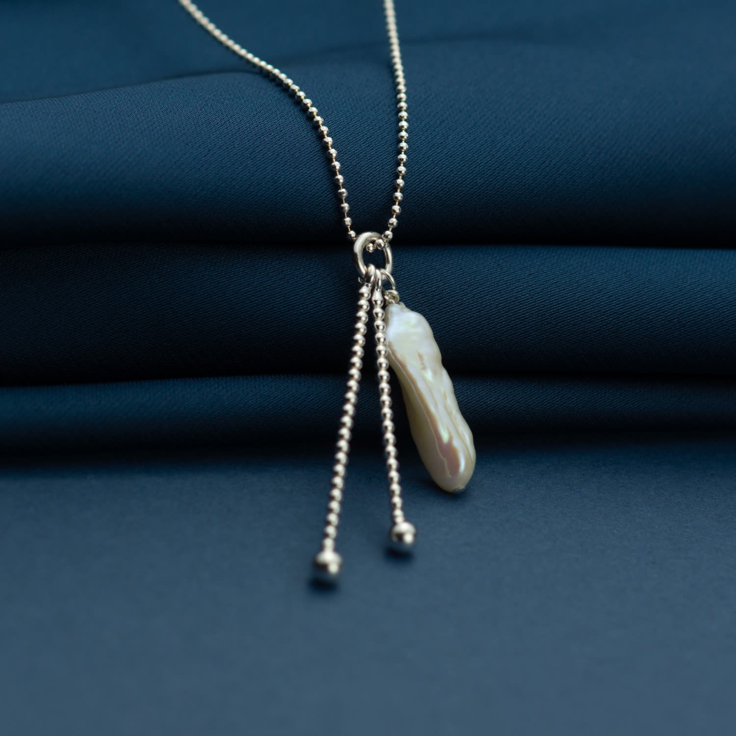 Stick Pearl Necklace