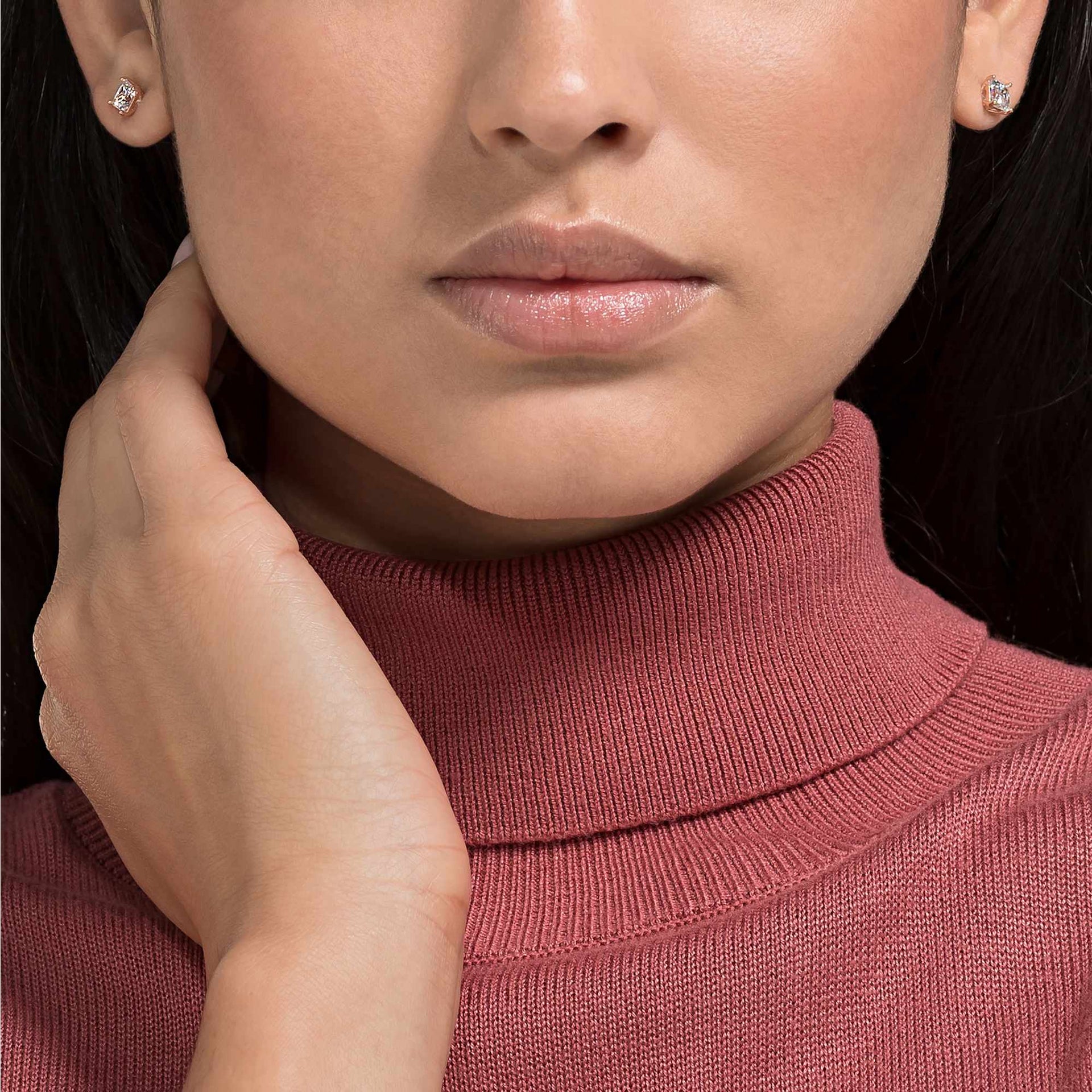 stilla-attract-stud-earrings-swarovski