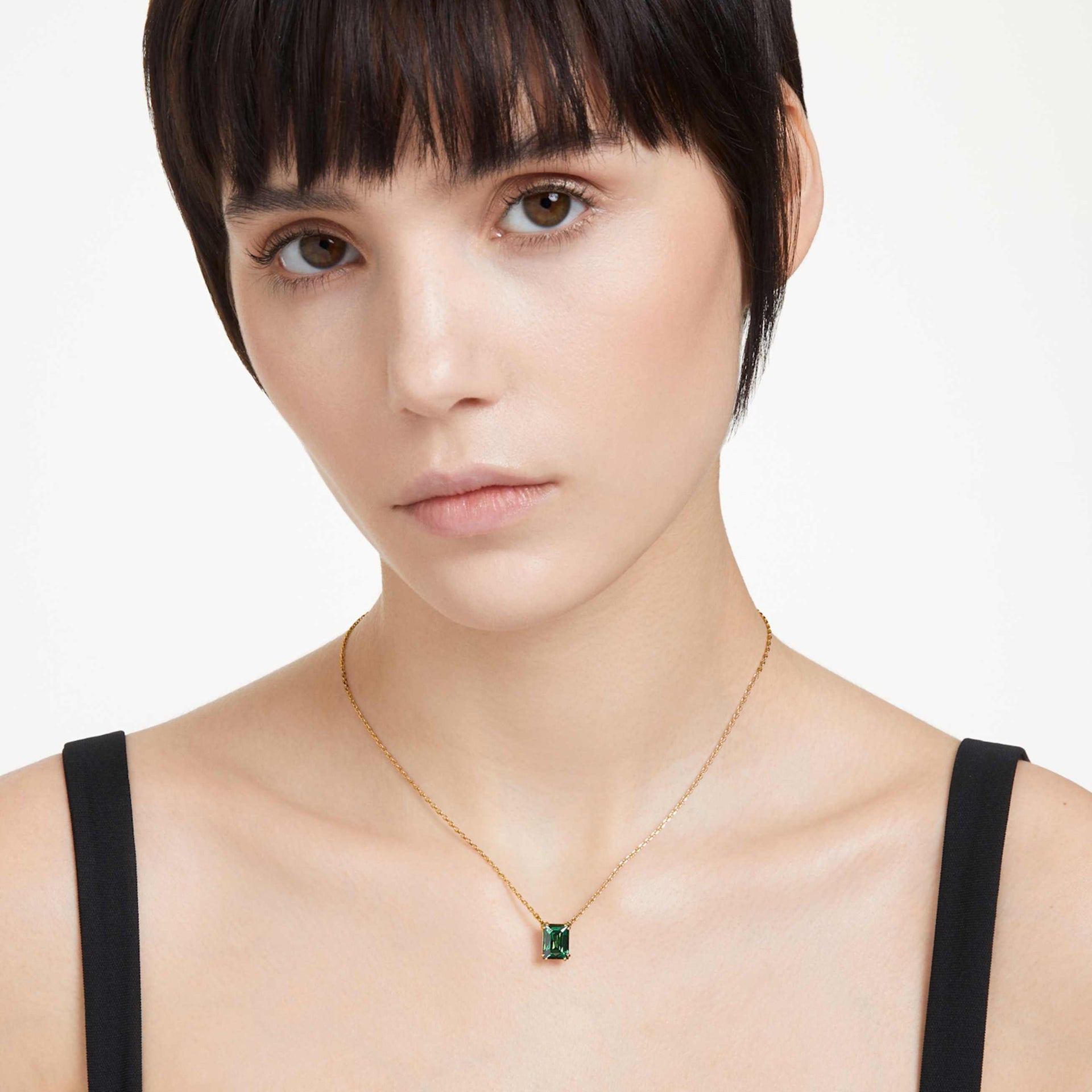 STILLA PENDANT RECTANGULAR CUT GREEN GOLD TONE PLATED