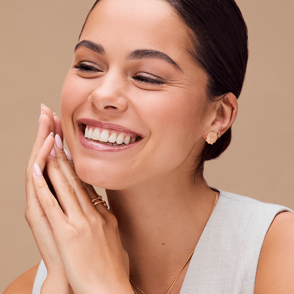 Shell Stud Earrings