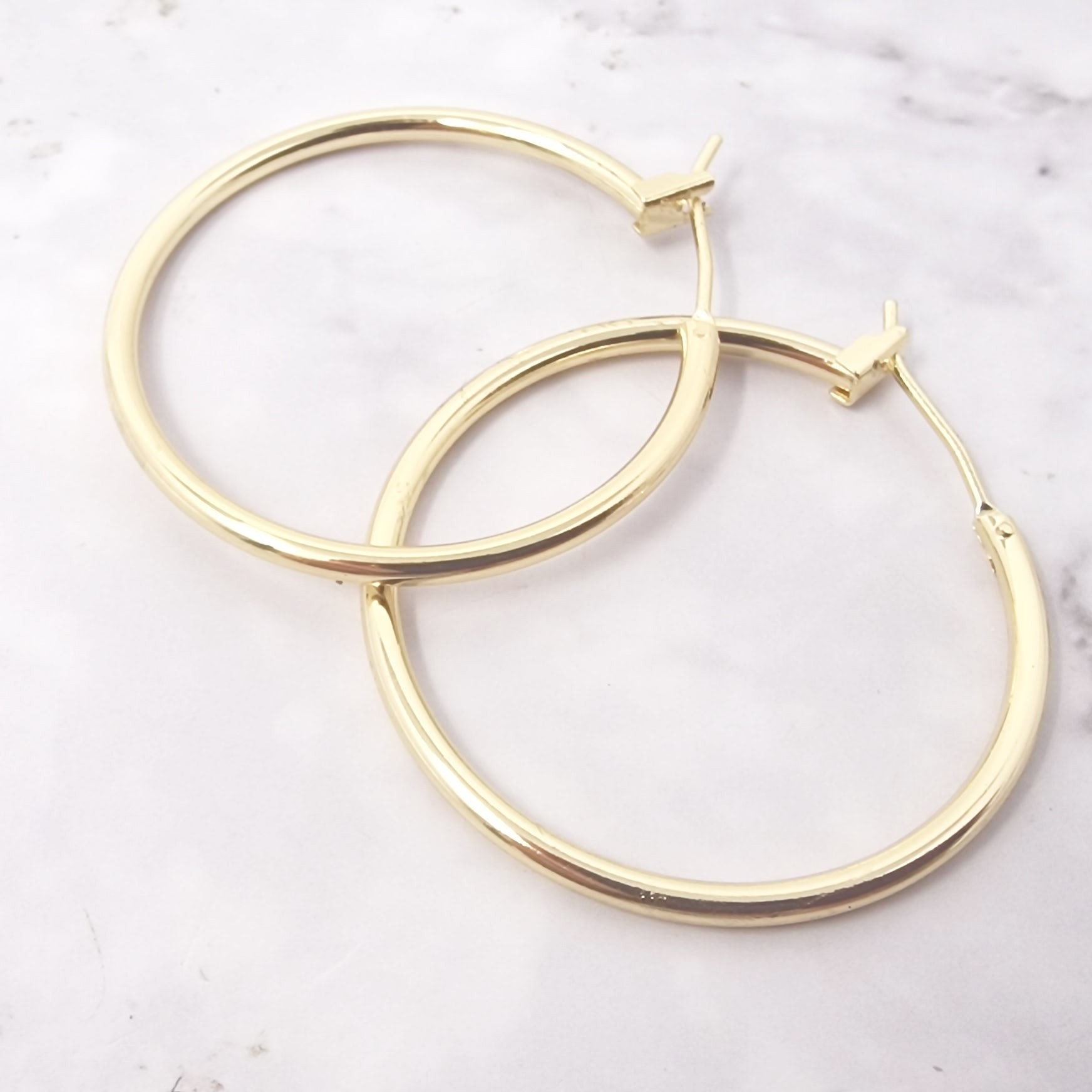 Stylish And Versatile Gold Plated Round Hoop Earrings