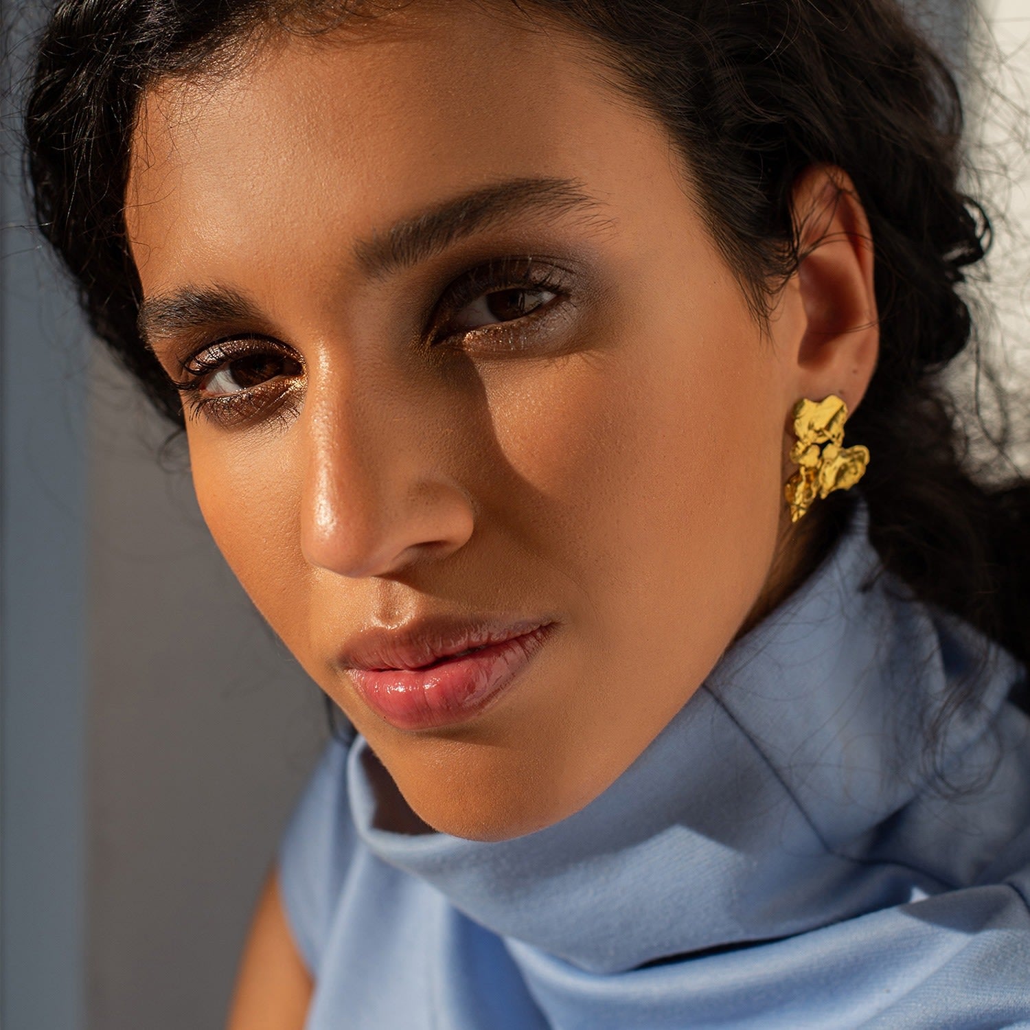 Talisman Mystery Earrings Gold