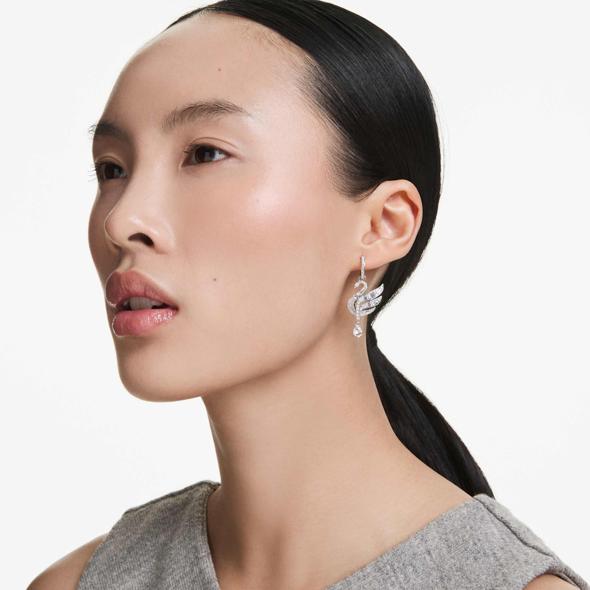 SWAN EARRINGS SWAN WHITE RHODIUM PLATED