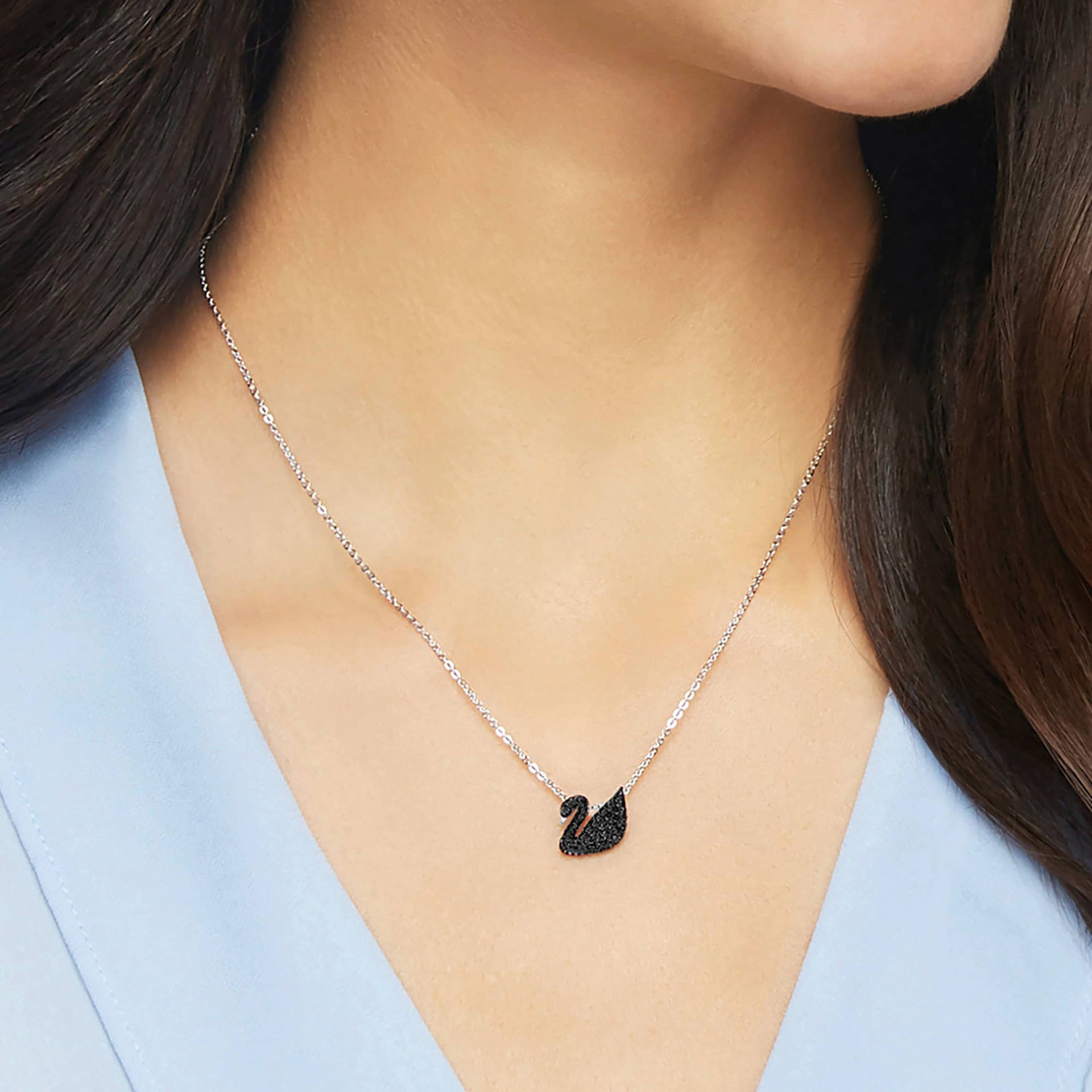 SWAN PENDANT SWAN SMALL BLACK RHODIUM PLATED