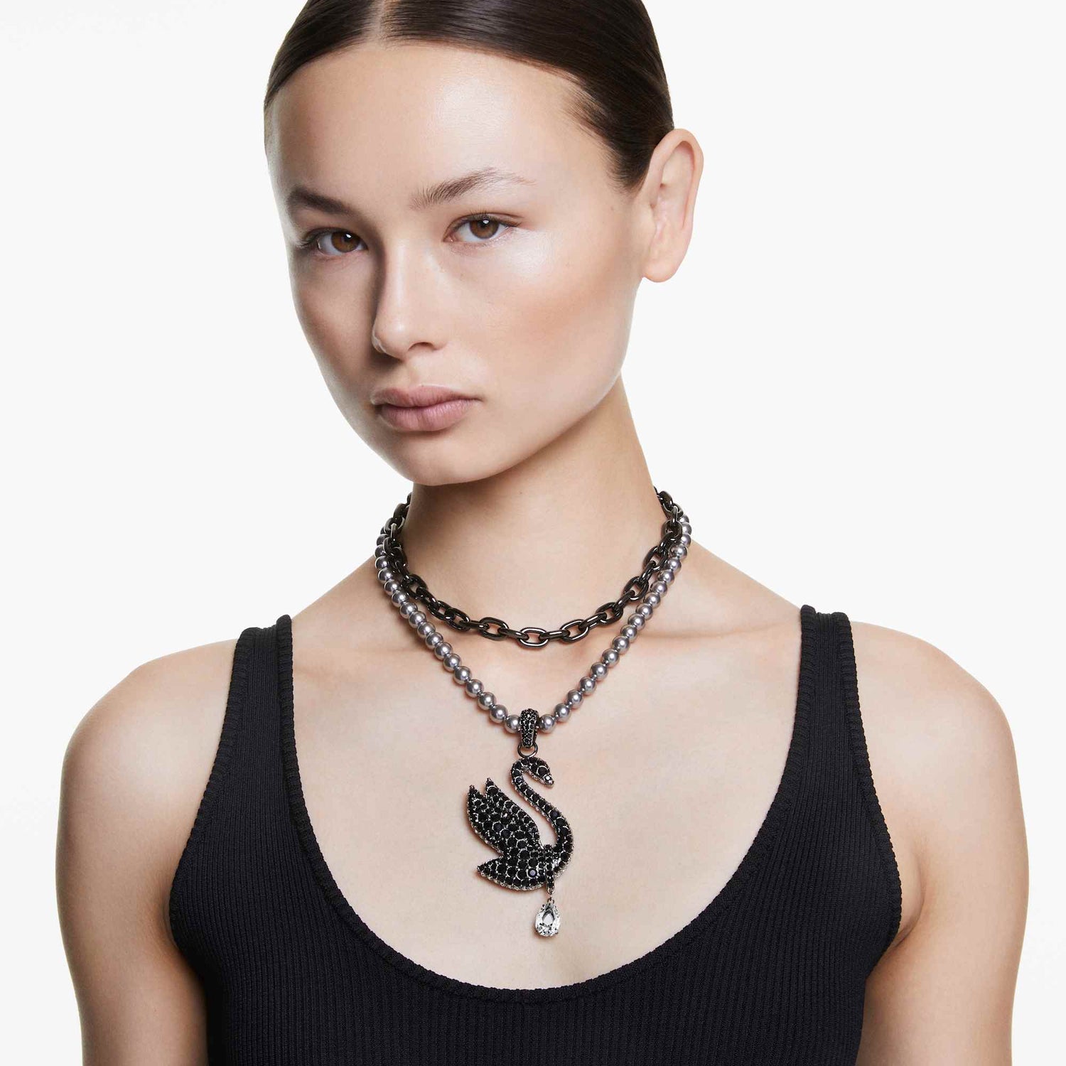 swarovski-swan-choker-swarovski