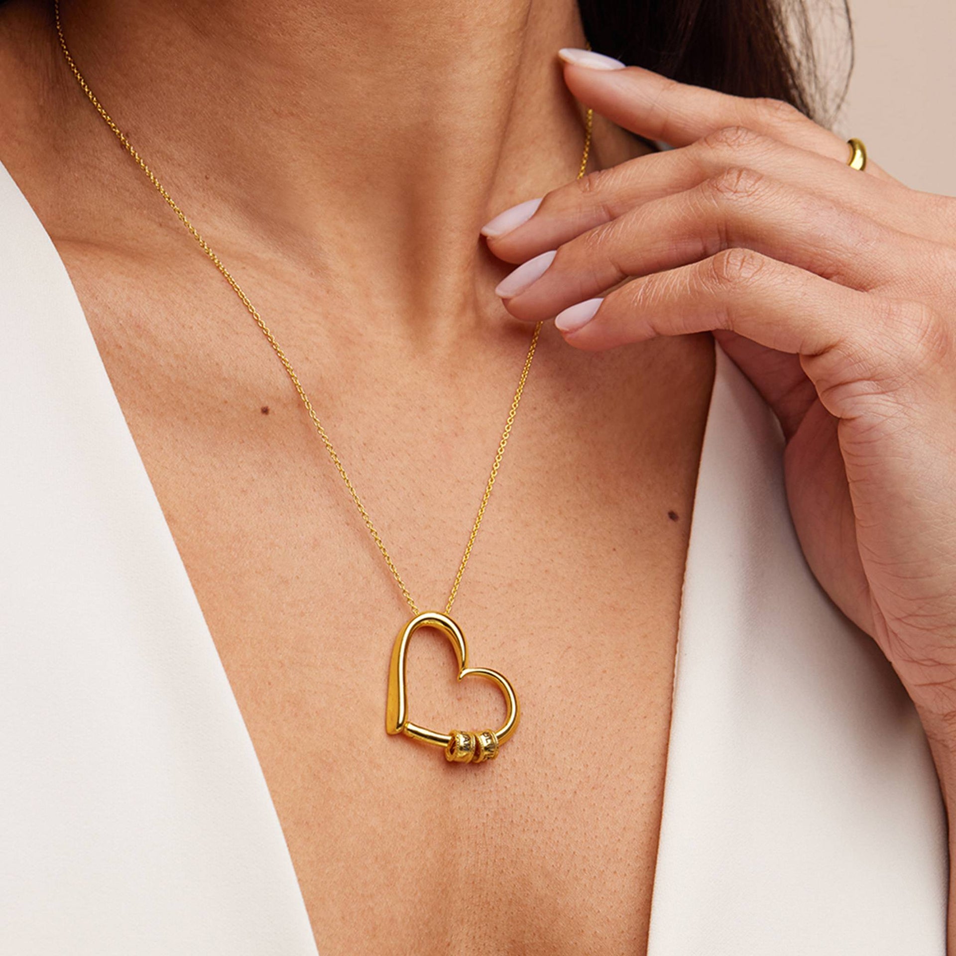 Mom Necklace - Charming Heart Necklace with Engraved Beads in Gold Plating - Gift for Mom - Necklace with Children's Names - Custom Necklace for Mom