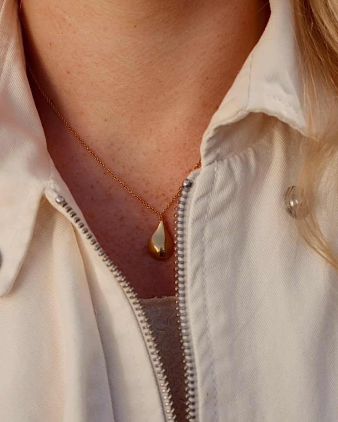 Tear Of Freya Necklace - Vermeil Gold Min