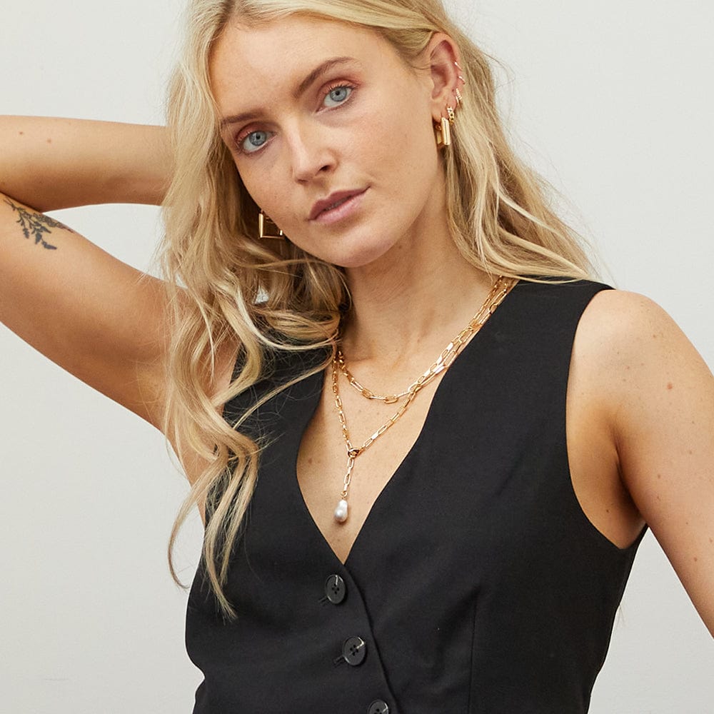 polly-sayer-paperclip-chain-necklace-18ct-gold-plated-daisy-london