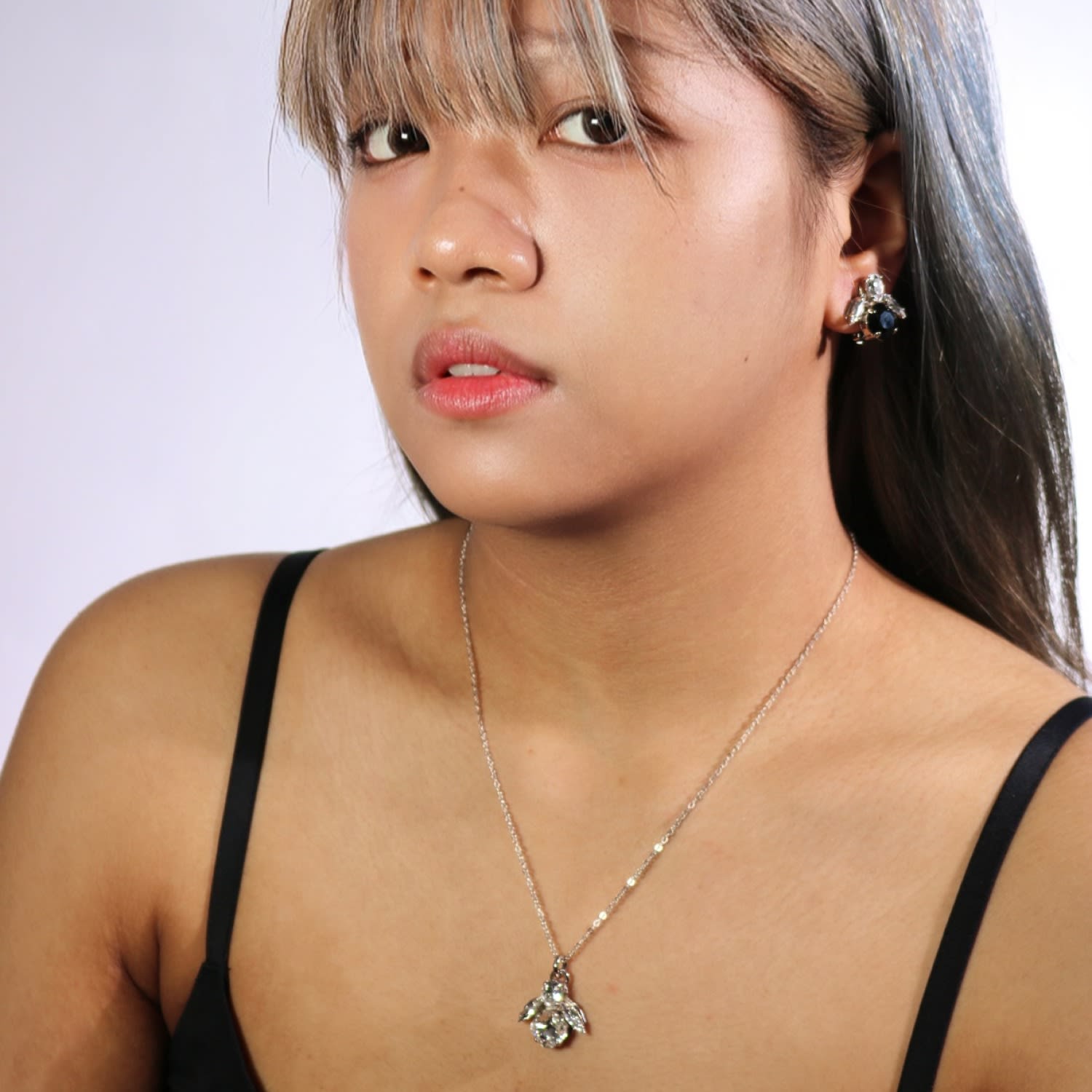 The Baby Black Bee Earrings In Platinum - Clip