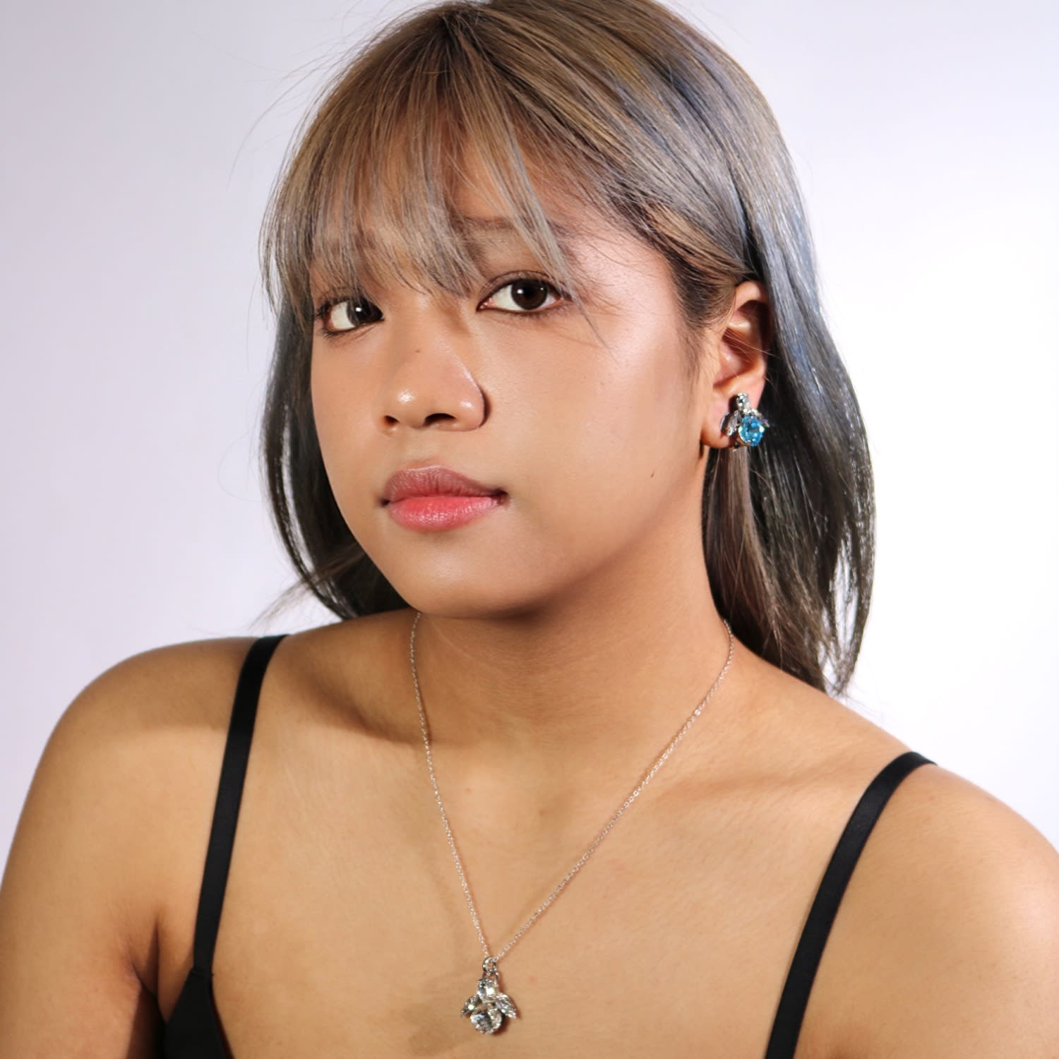 The Baby Blue Bee Earrings In Platinum - Clip